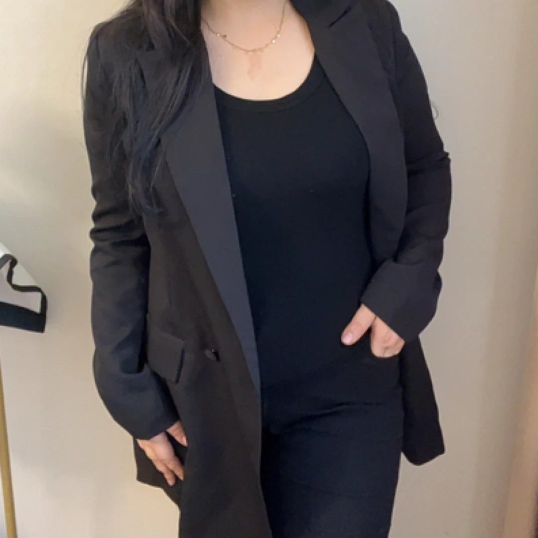 上衣简约春季气质百搭常规款女士常规V领西装修身短款秋季女