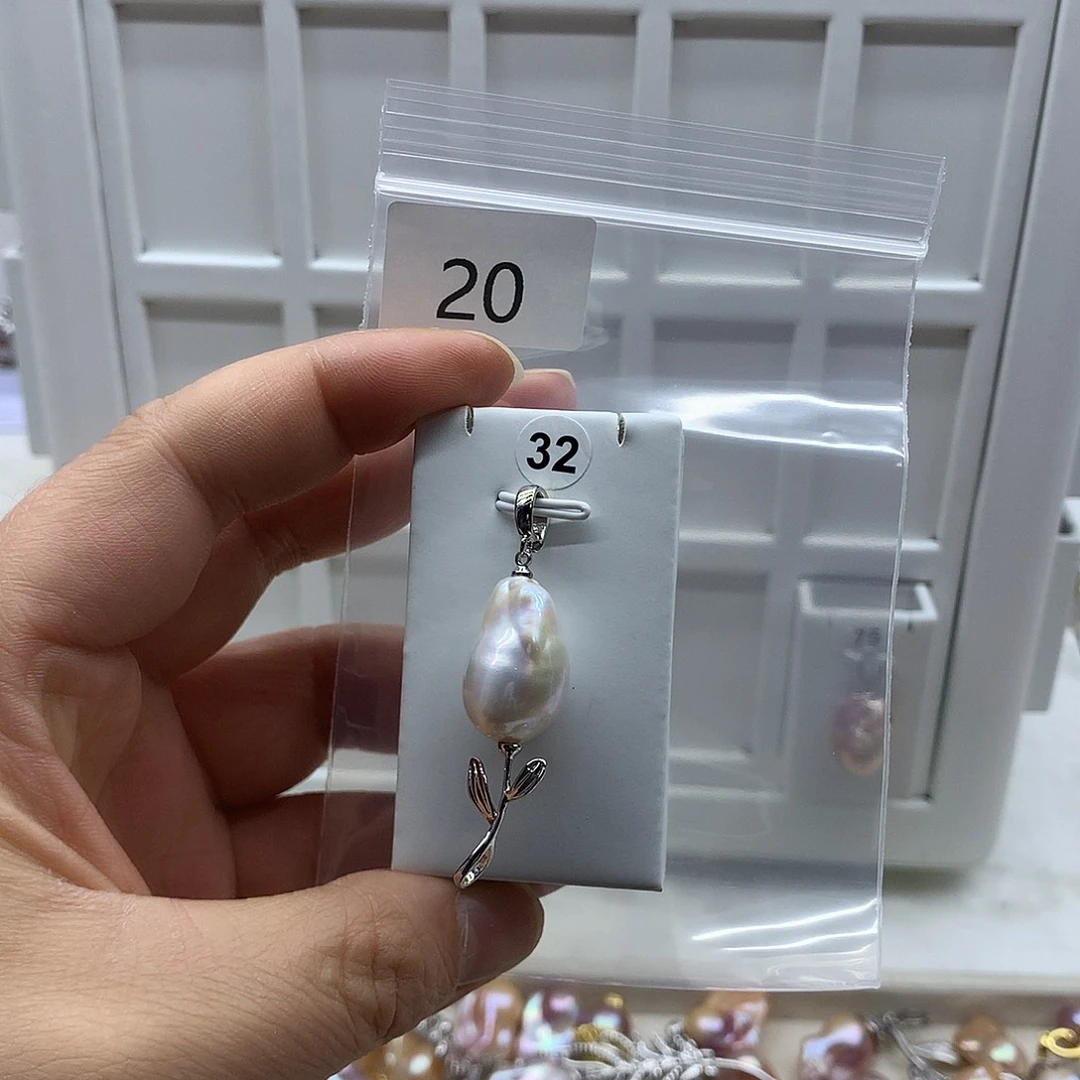 合金吊坠(不含链)淡水珍珠