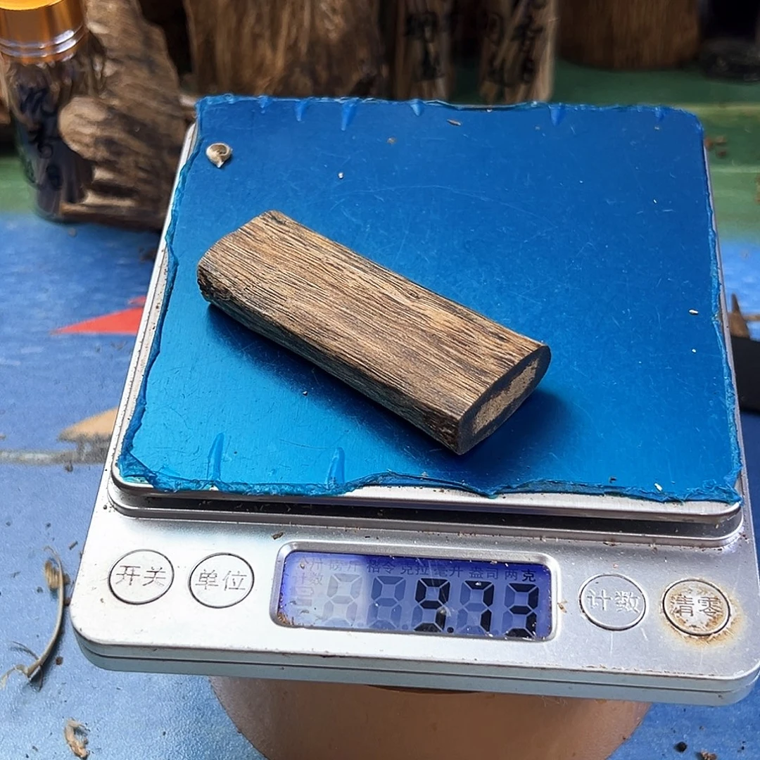 香料绿奇楠无事牌9.7克