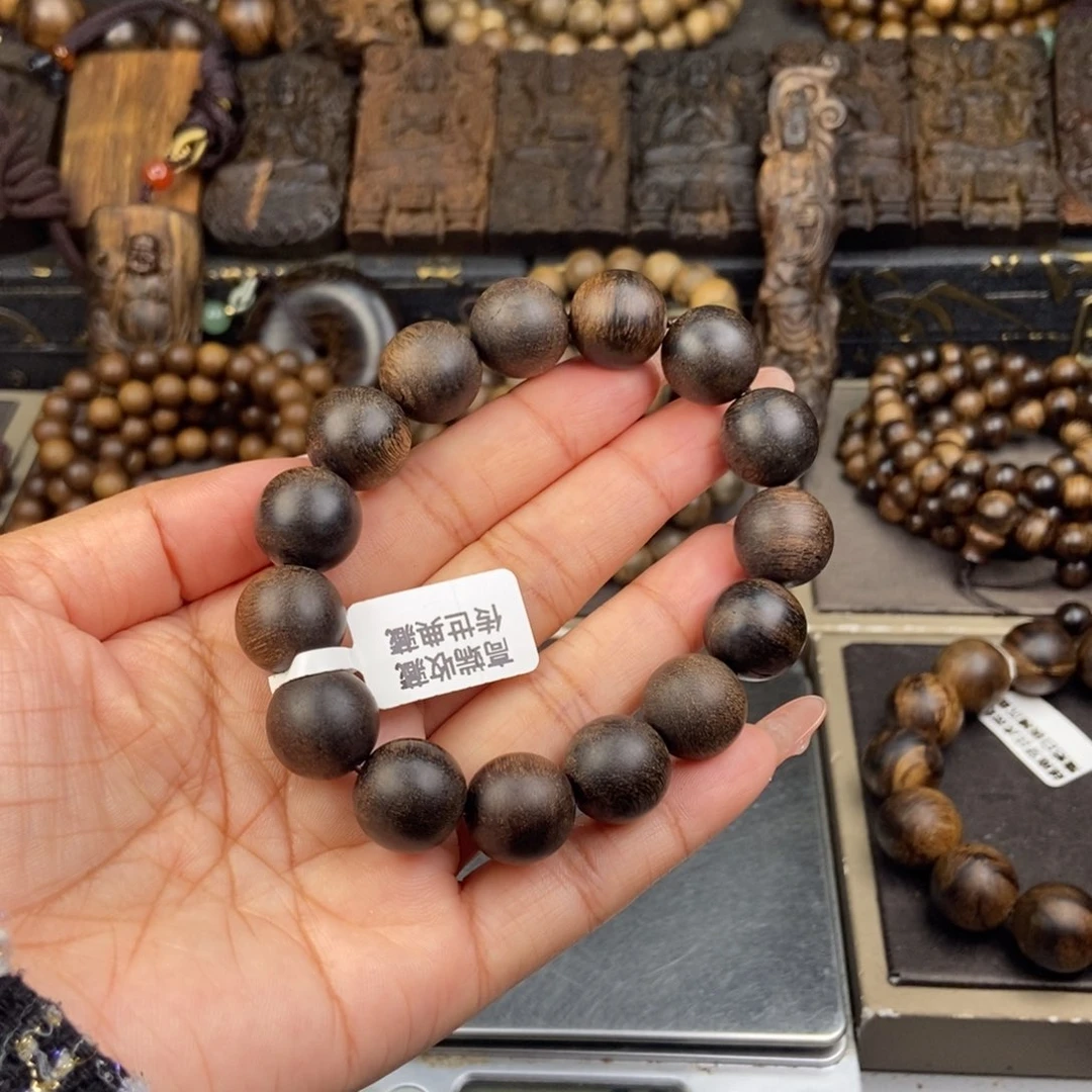 沉香手串快**生越南芽庄白棋留疤