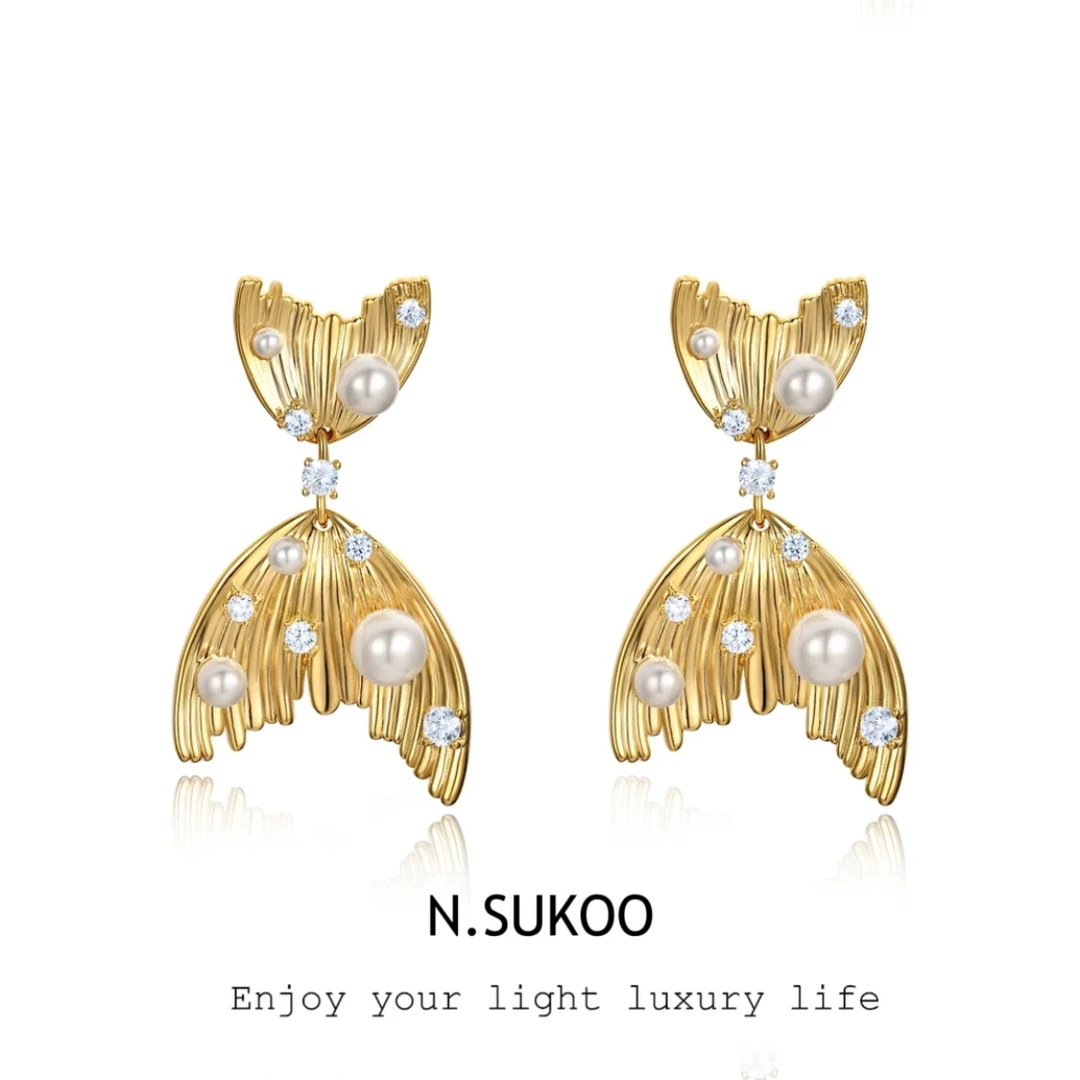 铜合金仿珍珠耳饰 K0195轻奢高级小众设计ins百搭气质鱼尾耳钉