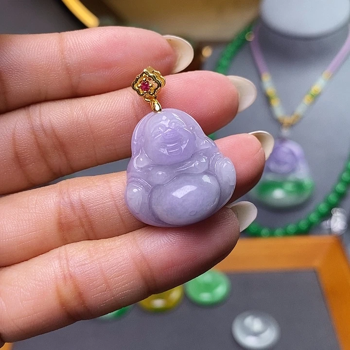 翡翠未镶嵌吊坠(赠链)