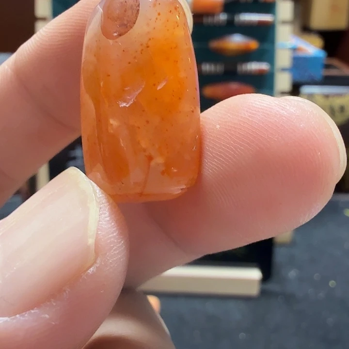 玛瑙/玉髓合金中7599