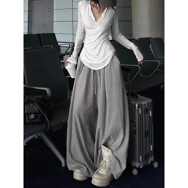 韩系慵懒风露背上衣套装女夏季松弛感休闲条纹宽松阔腿长裤两件套