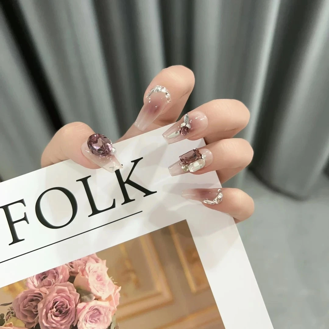 B84（赠送工具包收纳盒）显白高级、气质百搭