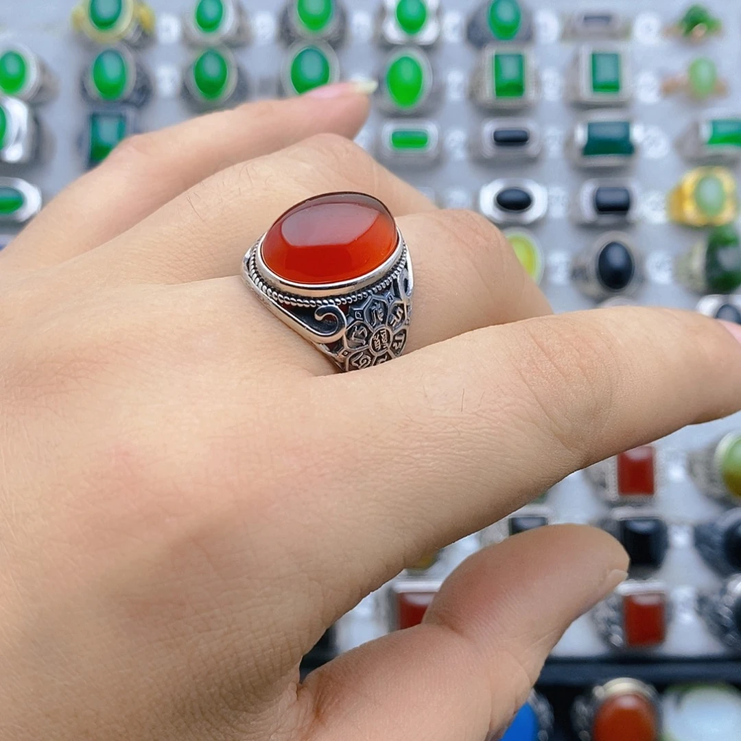 玖***艳玛瑙/玉髓未镶嵌戒指