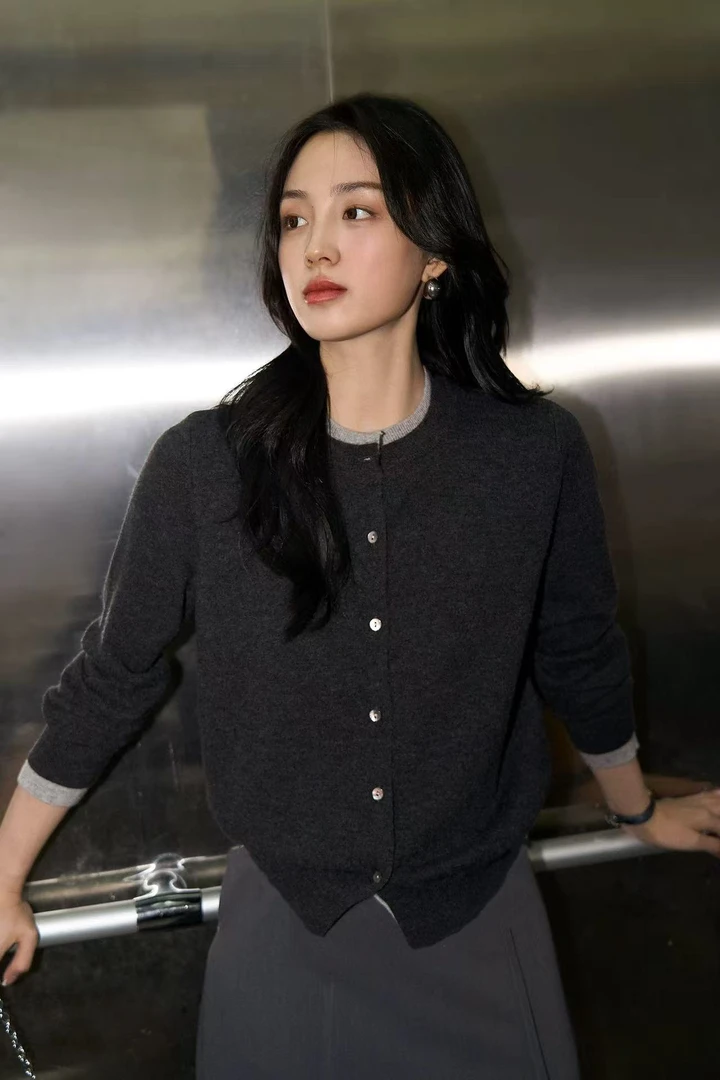 法式超细羊毛针织开衫女25新款气质职场休闲薄款上衣10052