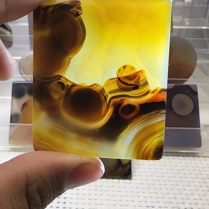 玛瑙/玉髓未镶嵌珠宝奇石