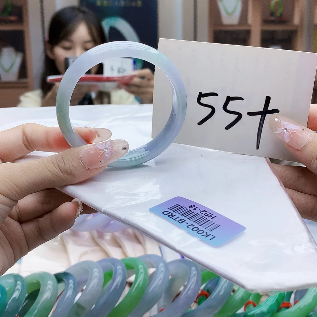 未镶嵌手镯翡翠jjjn