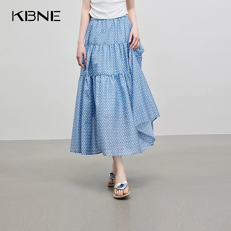 KBNE半身裙女款爆款2025新款夏季中长款复古法式蓝色碎花半身裙