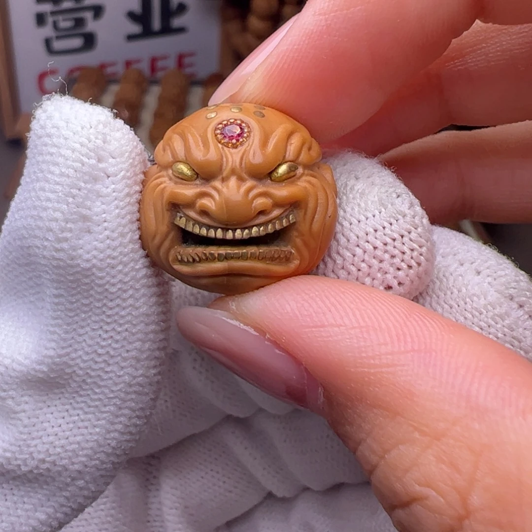 把件猴头核桃镶嵌款大牙恶僧全品有正常封口线
