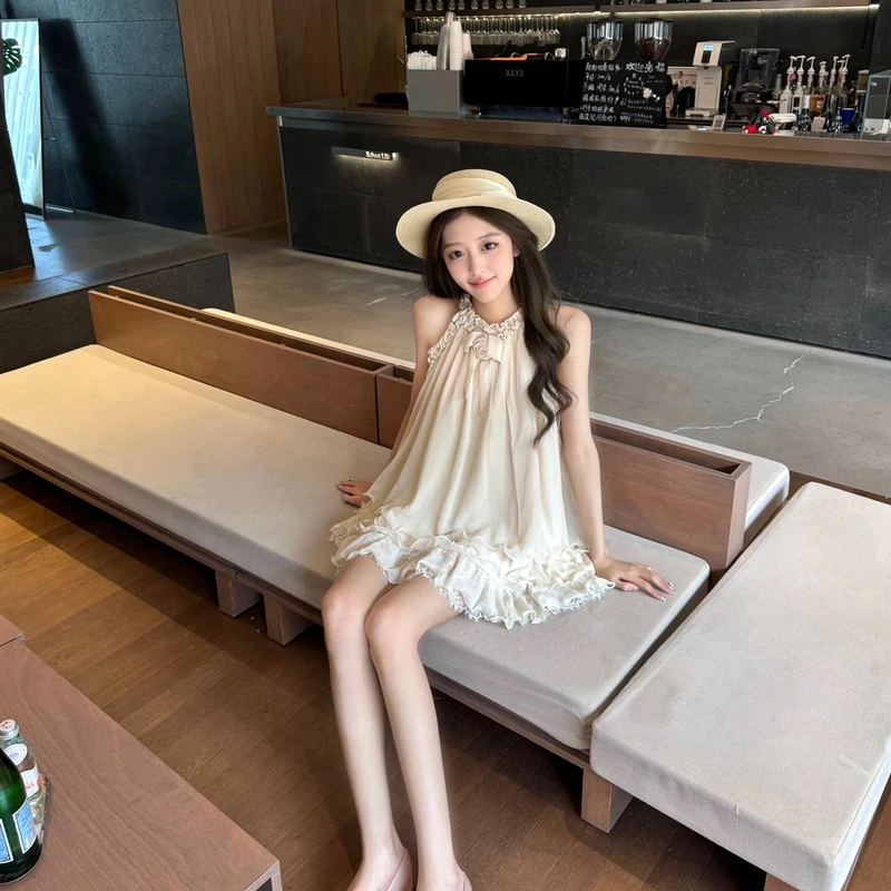 无袖挂脖连衣裙女2025夏季韩系松弛感a字裙花苞裙蕾丝裙子