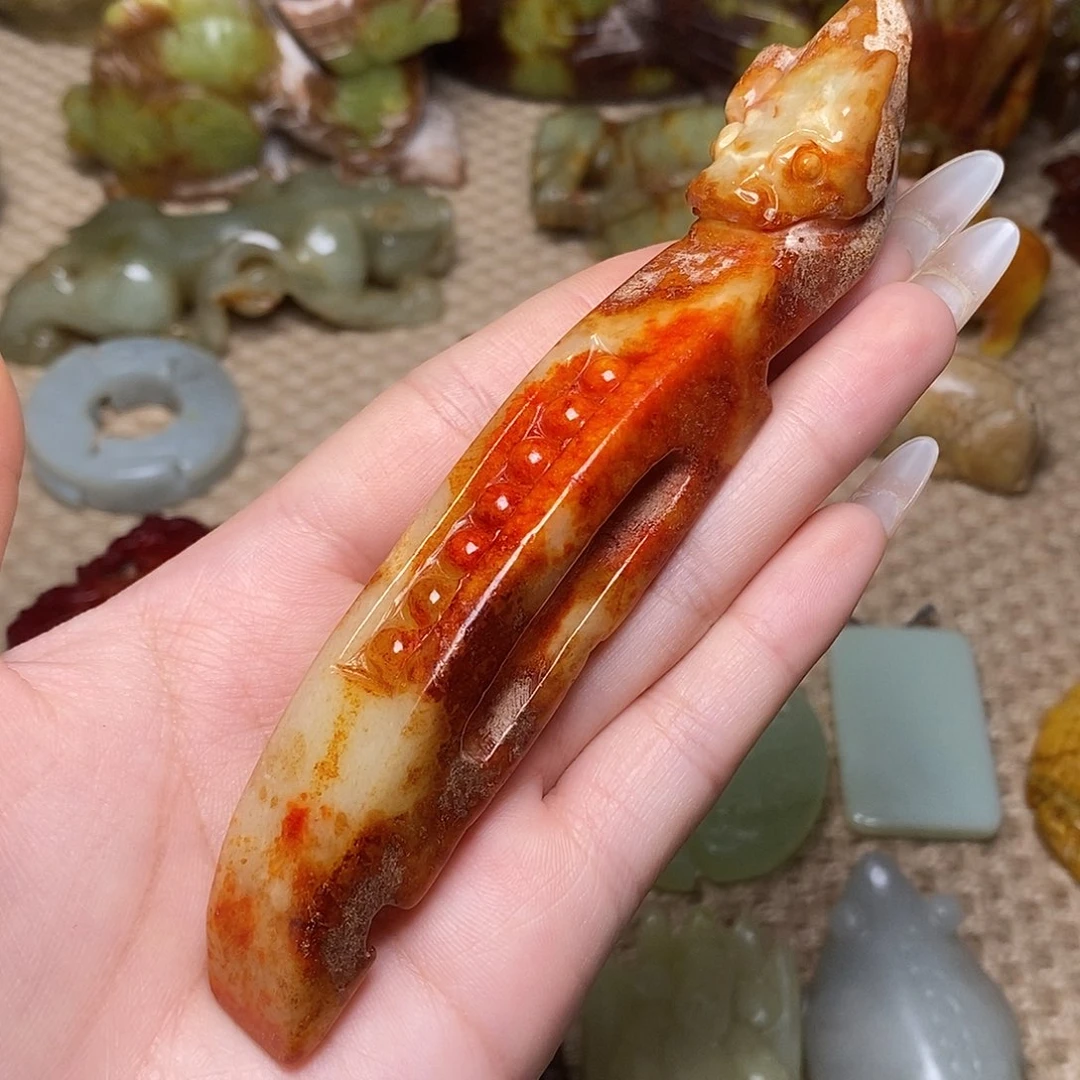 未镶嵌蛇纹石玉颈饰