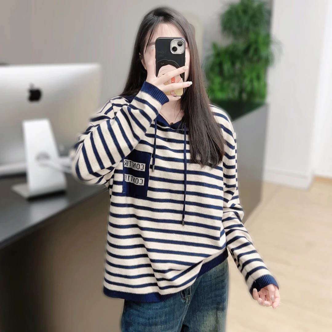 QIUQIU自制蓝白条纹帽衫胸口大字母宽松大码套头毛针织衫