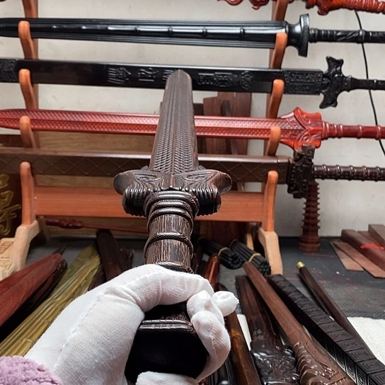 鸡翅木一米青霜剑