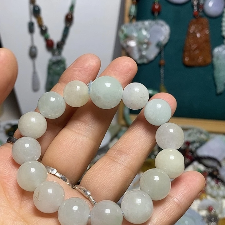 吊坠(赠链)未镶嵌翡翠