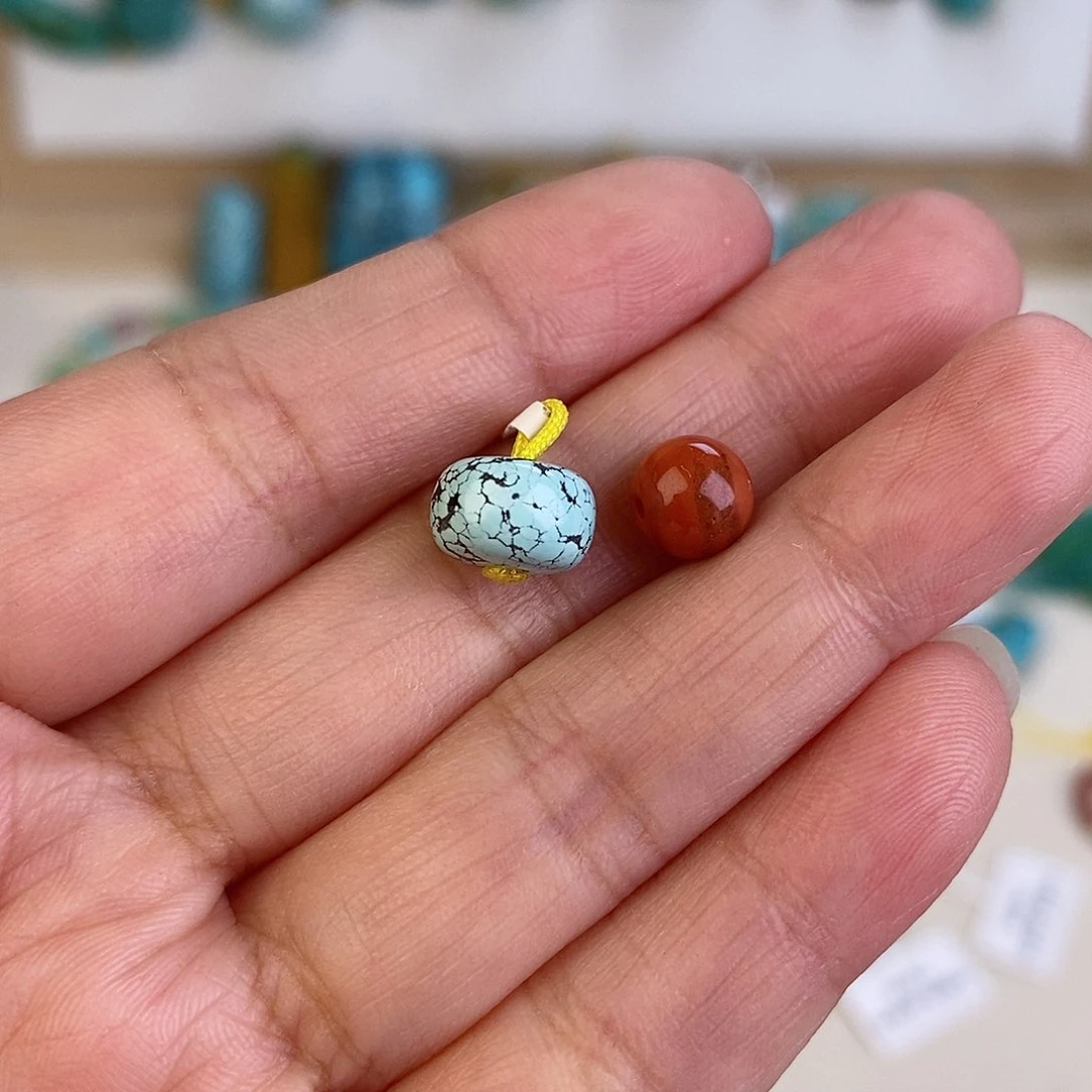 南红玛瑙未镶嵌珠宝奇石8.9×5.9