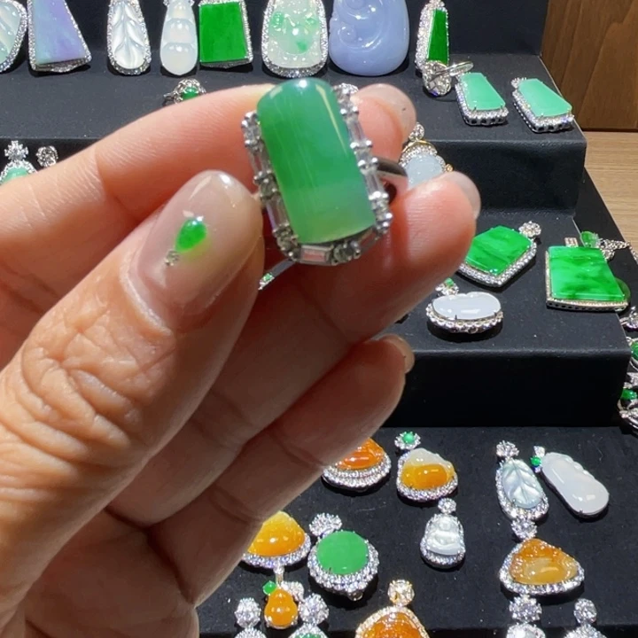 银S925镶嵌戒指翡翠