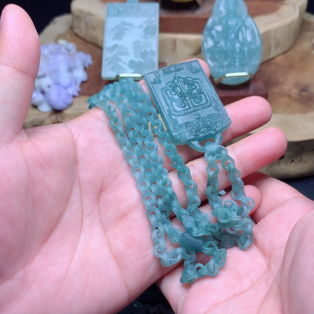 沃***發定制翡翠未镶嵌翡翠