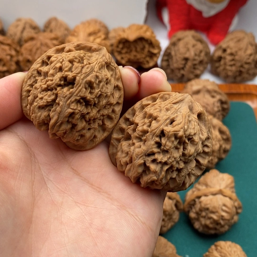 文玩核桃把件40全品南疆