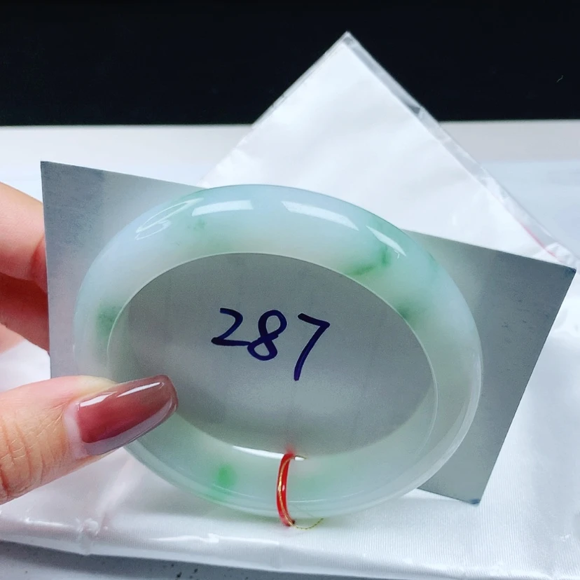 【闪购商品】翡翠手镯未镶嵌 正圈57+