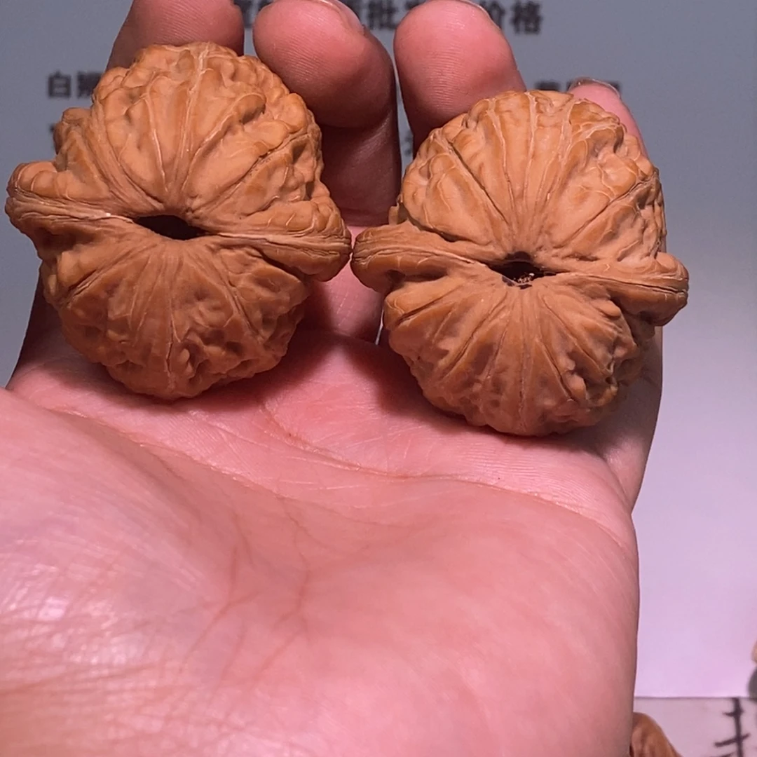 幕***.文玩核桃吊坠43元宝