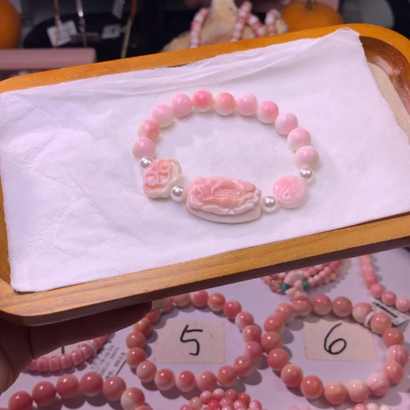 【闪购商品】查罗石颈饰合金福利