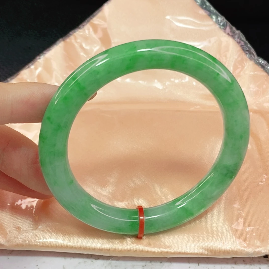 未镶嵌手镯翡翠54.8圆镯