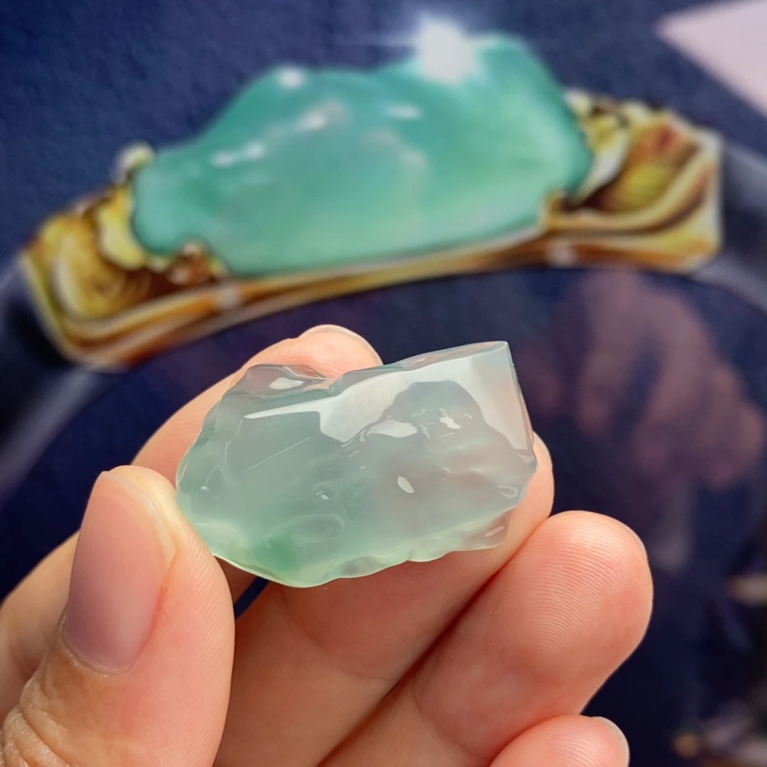 未镶嵌定制翡翠    冰胶蓝  海纳百川手牌