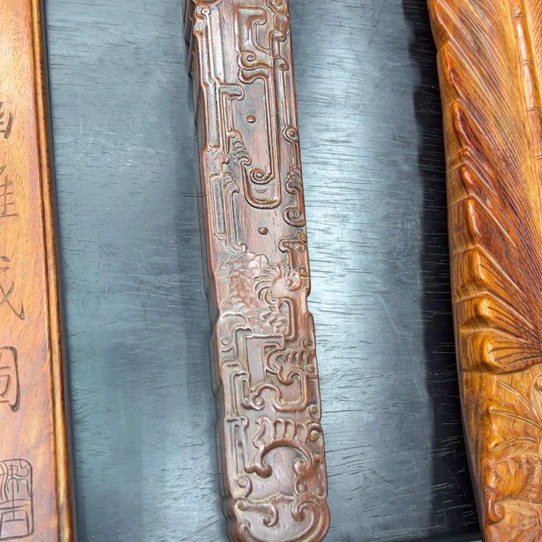 骑***风黄花梨手工雕刻扣盒