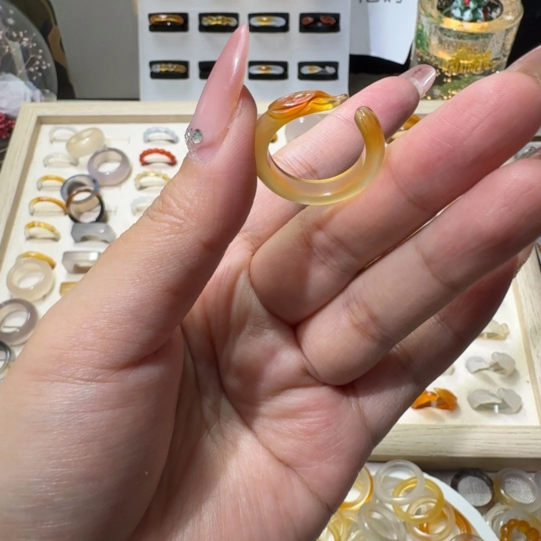 未镶嵌戒指玛瑙/玉髓782港15