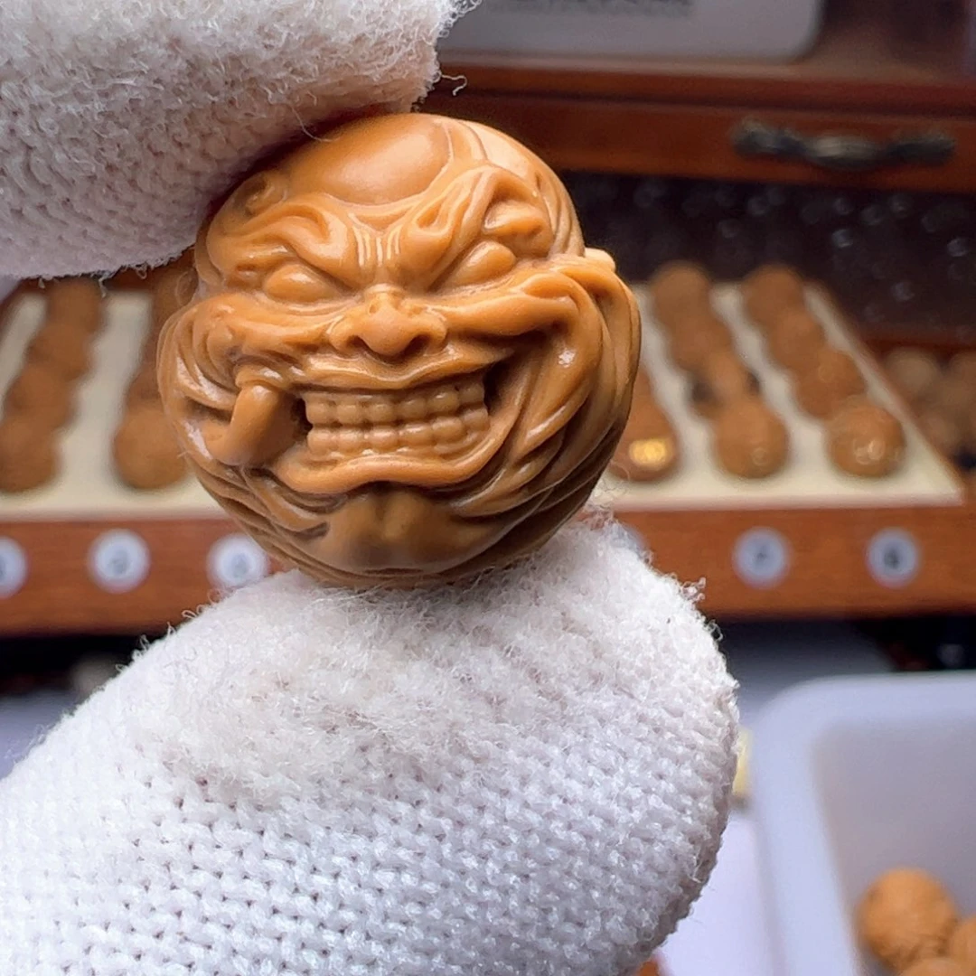 猴头核桃吊坠精工单獠牙坏笑18