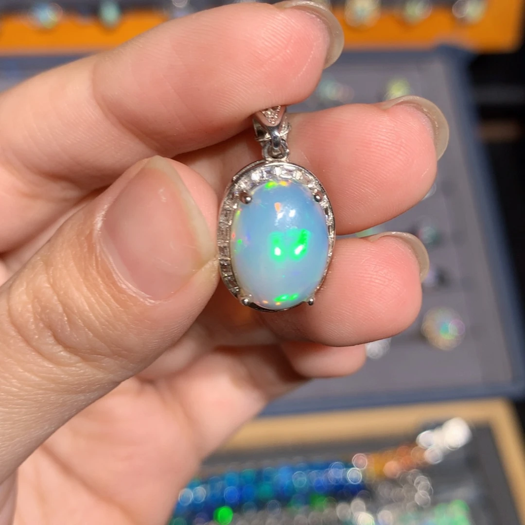 银S925镶嵌欧泊欧泊吊坠y