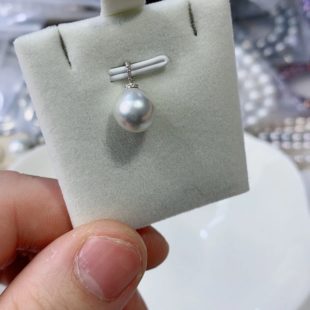 海水珍珠颈饰18K金镶嵌