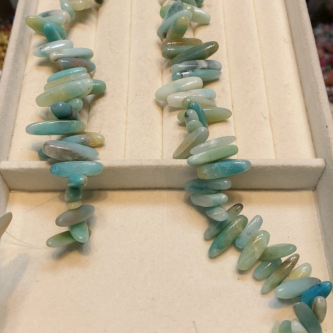 散珠玛瑙/玉髓亚马逊一条