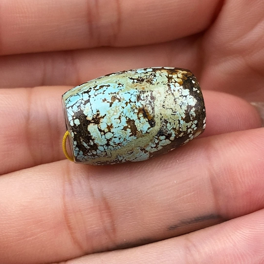 绿松石未镶嵌原矿