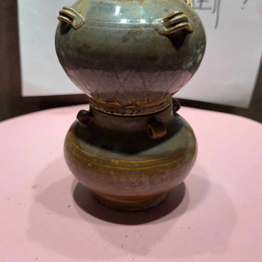 陶其他漂亮的小瓷瓶子