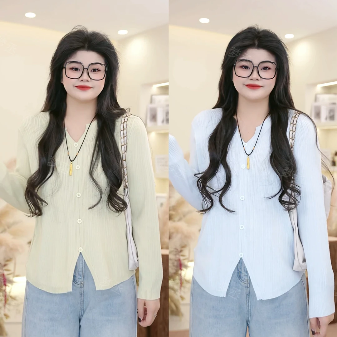 梦丞【小心绪】大码女装小V领气质百搭开叉宽松洋气显瘦减龄针织衫