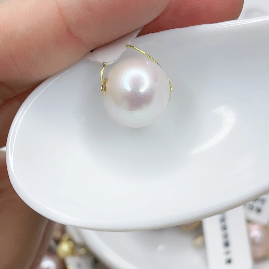 淡水珍珠吊坠(赠链)18K金镶嵌