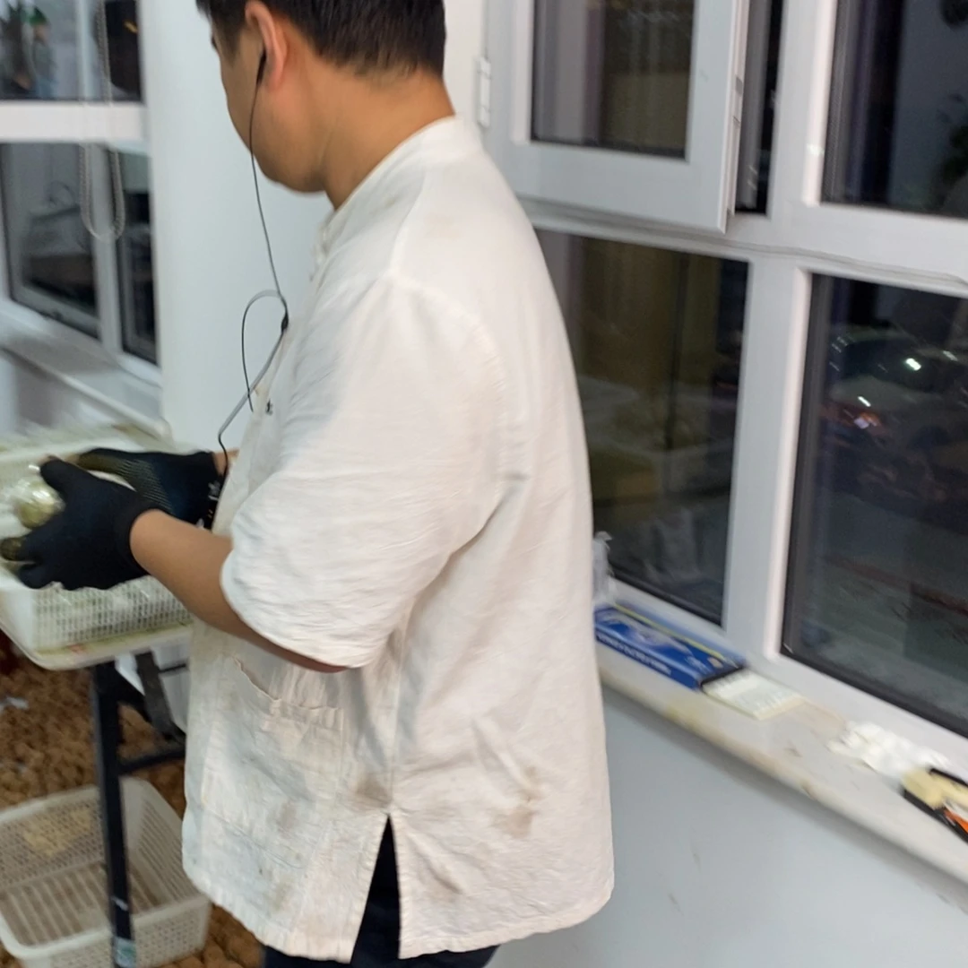 文玩核桃吊坠盘山三棱38