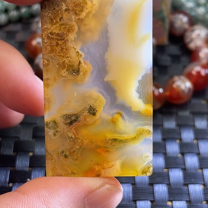 上***定玛瑙/玉髓颈饰未镶嵌