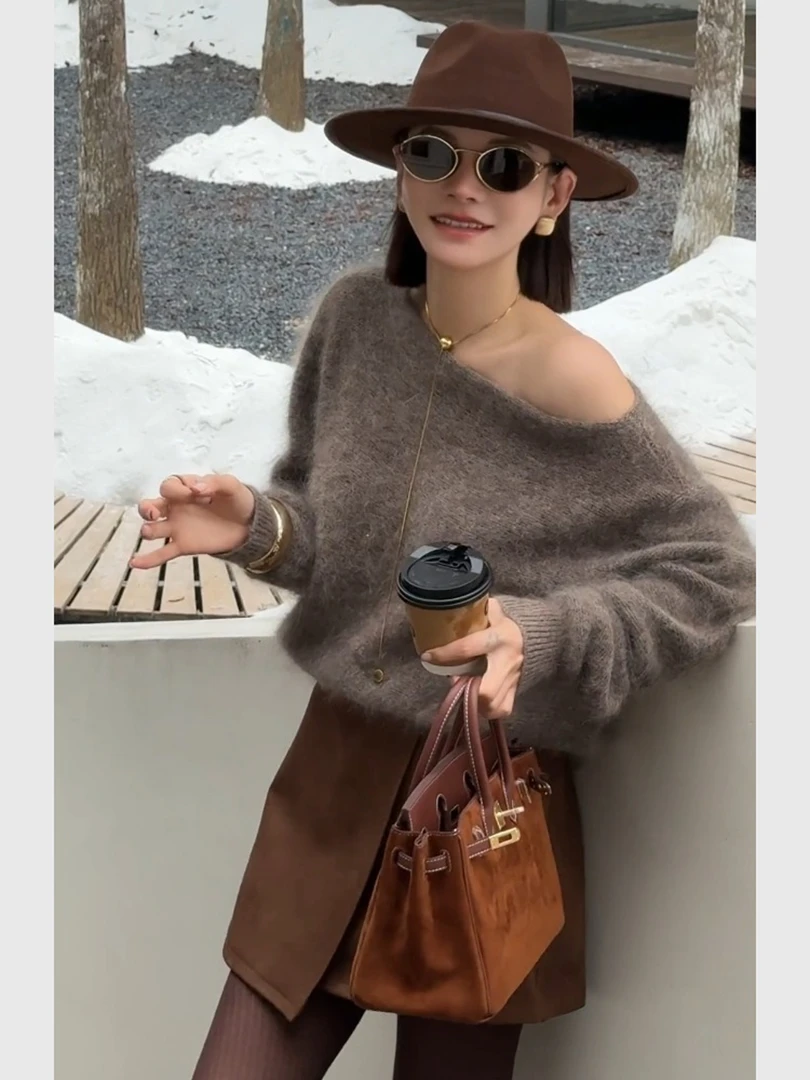 秋季穿搭减龄一整套女装2025年新款小香风软糯上衣针织衫短裙套装
