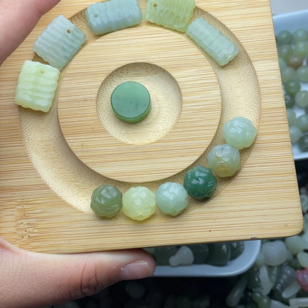 未镶嵌手绳和田玉旺****?