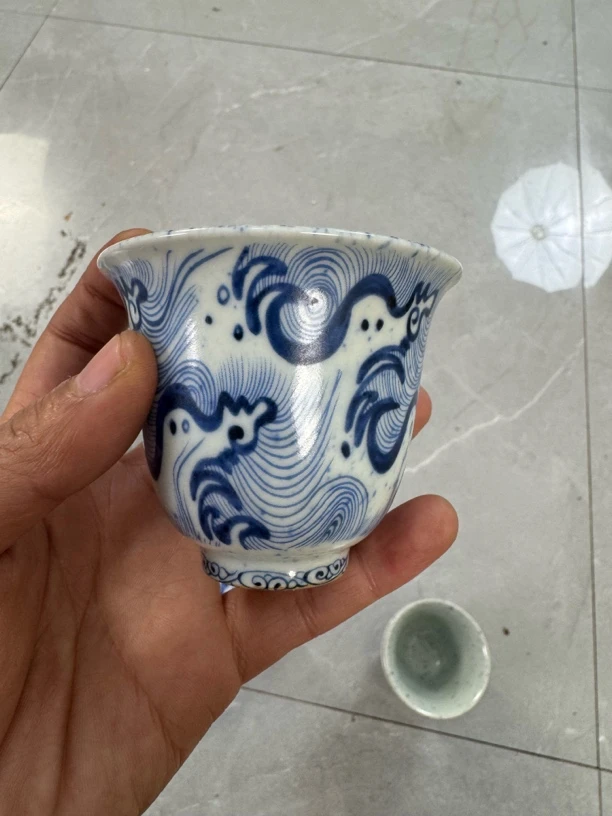 景德镇撒蓝江崖海水铃铛杯