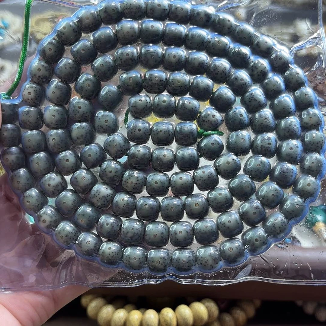 吊坠星月菩提海南星月菩提