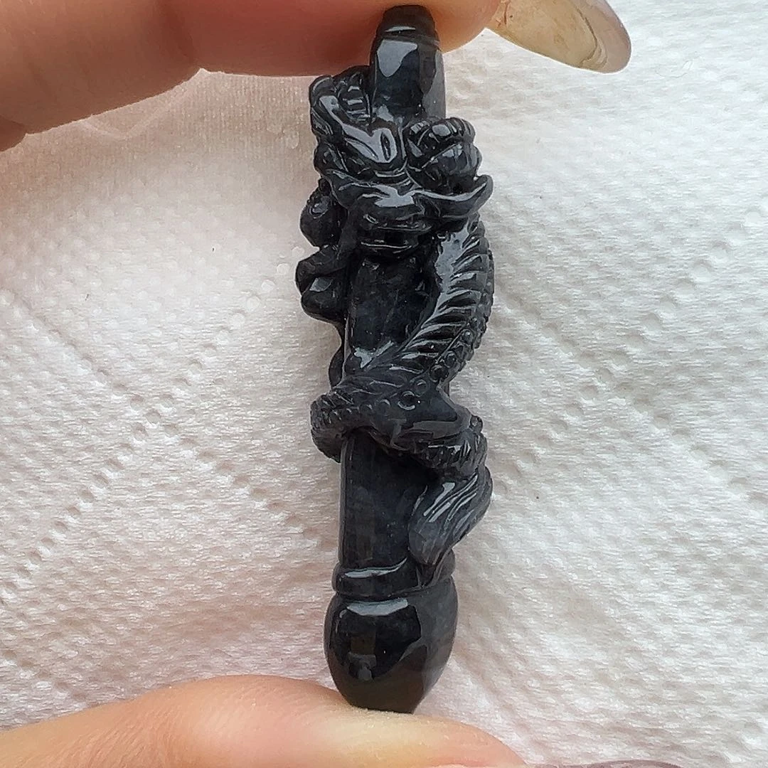 翡翠未镶嵌颈饰翡翠特色盘龙笔龙柱特色挂件