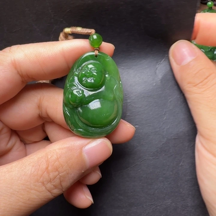 和田玉（碧玉）未镶嵌颈饰
