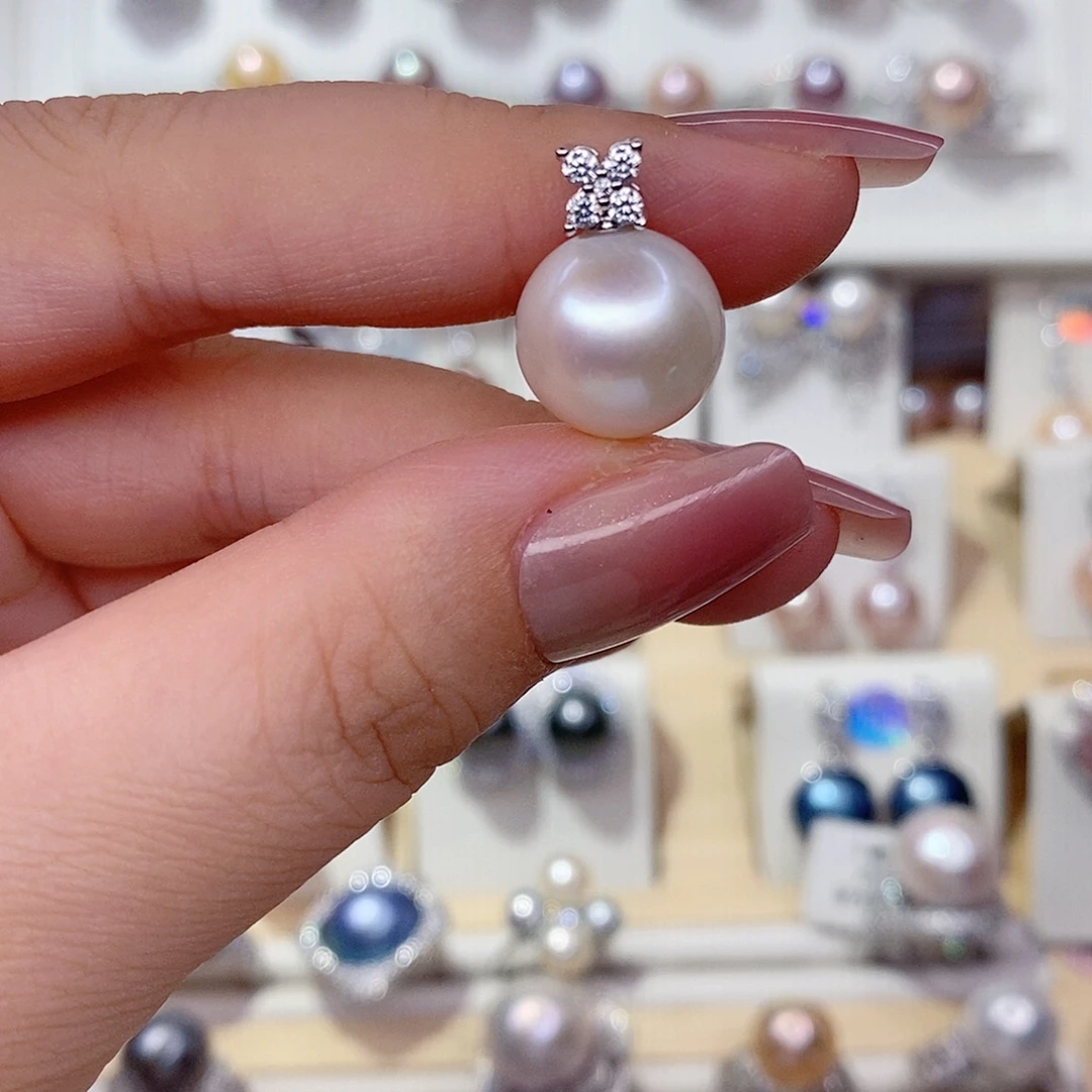 淡水珍珠吊坠(赠链)未镶嵌