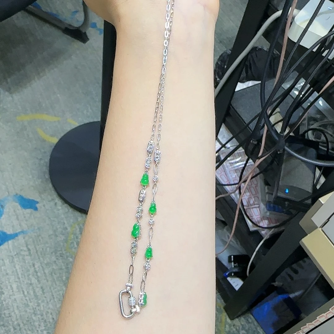 【闪购商品】翡翠18K金镶嵌颈饰豆*肖天然缅甸A货翡翠