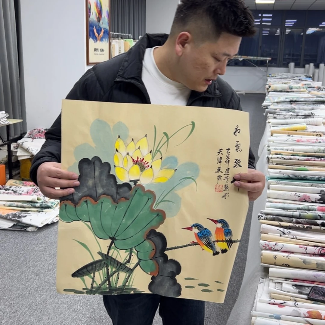 国画卖字画的小老板